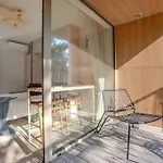 Luxury In Pinewood 3min Walk To Sea *