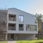 Luxury In Pinewood 3min Walk To Sea Appartement