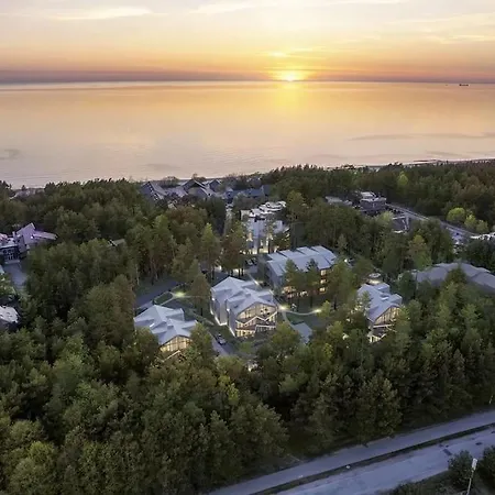 Luxury In Pinewood 3min Walk To Sea Apartment
