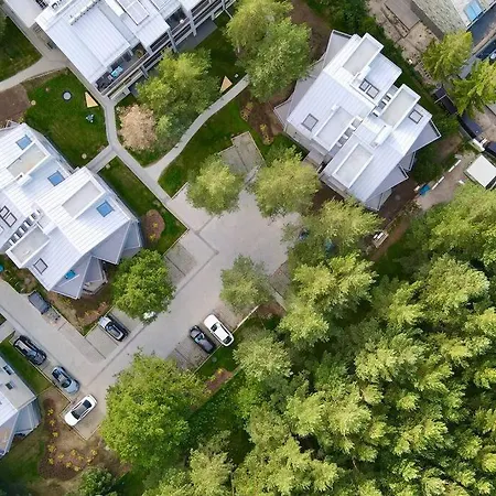Apartment Luxury In Pinewood 3min Walk To Sea Palanga