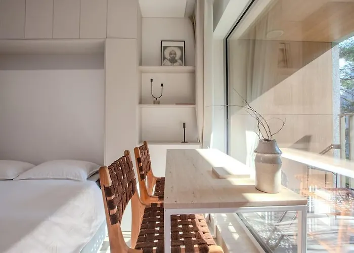 Luxury In Pinewood 3min Walk To Sea *