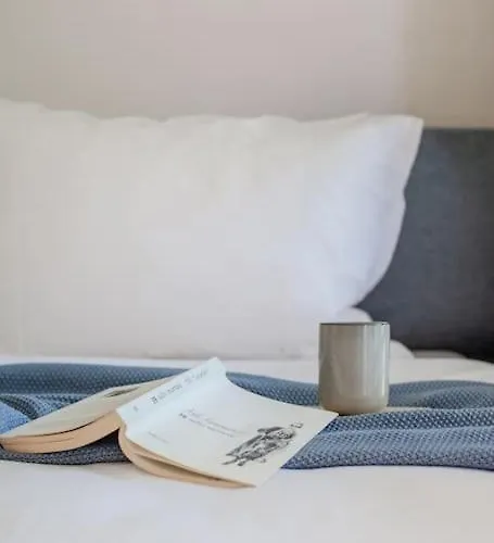 Luxury In Pinewood 3min Walk To Sea * 팔랑가