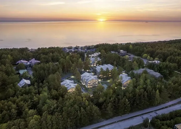 Luxury In Pinewood 3min Walk To Sea Daire