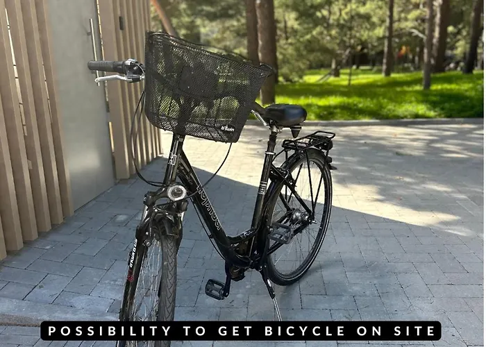 Luxury In Pinewood 3min Walk To Sea 아파트